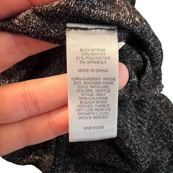 3 for $30! Express dark grey sweater hoodie. Size medium - Picture 4 of 8